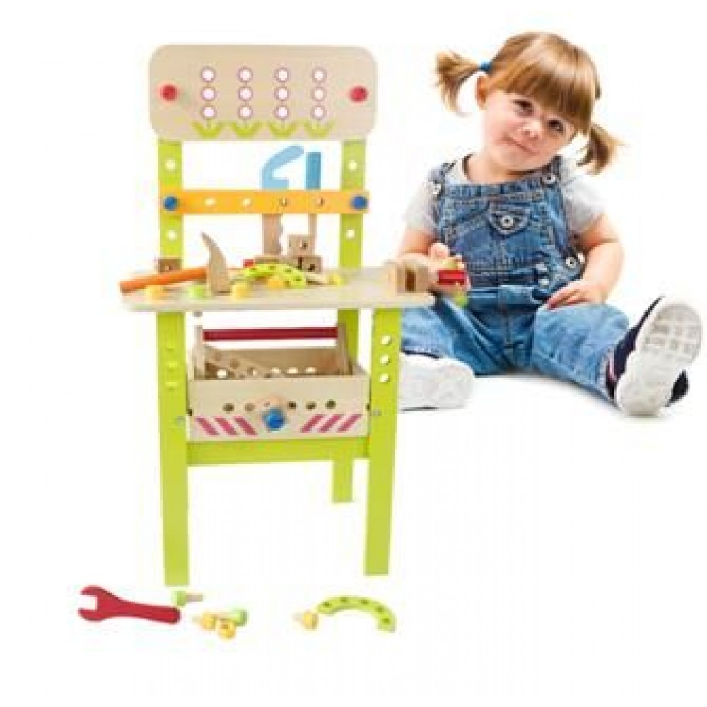 طاولة النجار الكبيرة